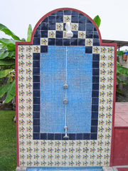 Mexican Talavera Ceramic Decorative Tile: Bouquet